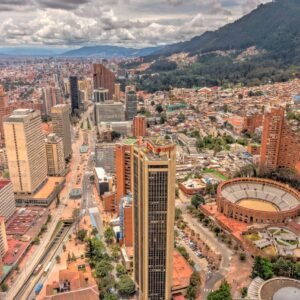 Bogotá-Medellín 03:00 Premium