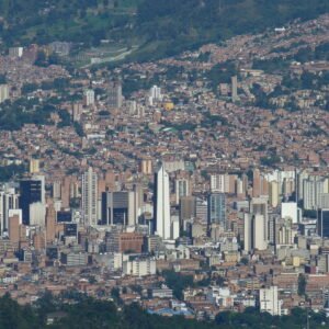 Ibagué-Medellín 06:00 Regular
